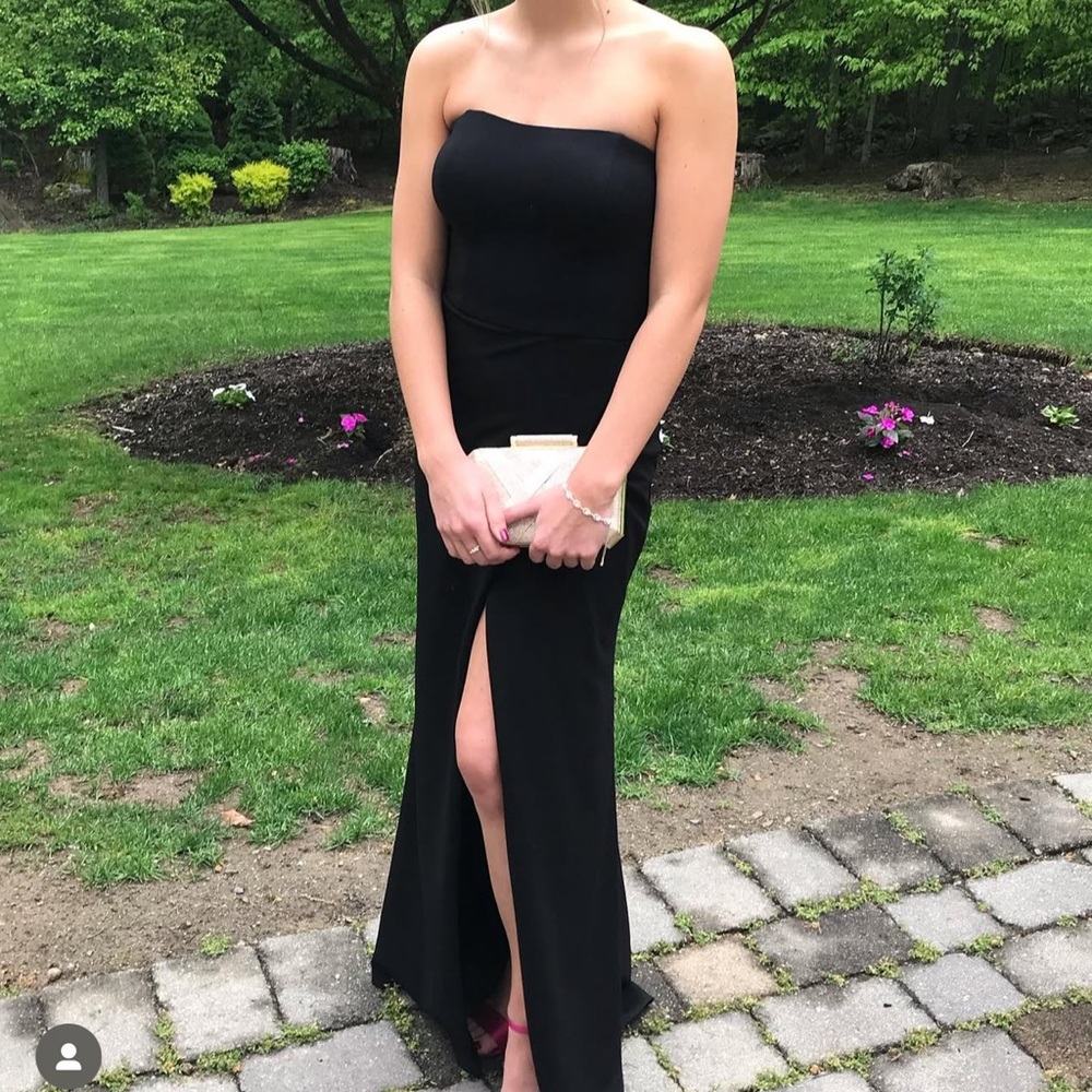 Elegant Black Strapless Evening Dress